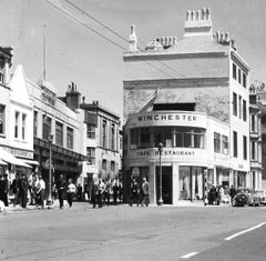 Winchester-Restaurant-in-1956.